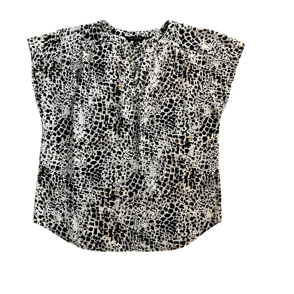 Banana Republic SS Print Dolman Blouse Medium Animal Spot Neutral Black Tan - Picture 1 of 6